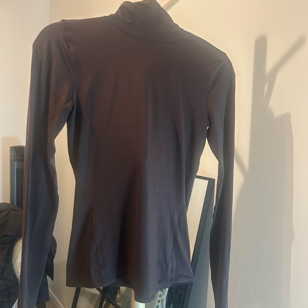 Lululemon  Long Sleeve Top Size Small
